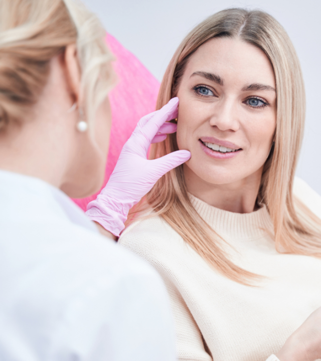 5 Everyday Habits That Could Be Damaging Your Skin