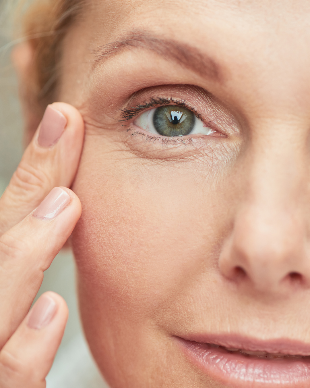 Who is suitable for Rejuran?